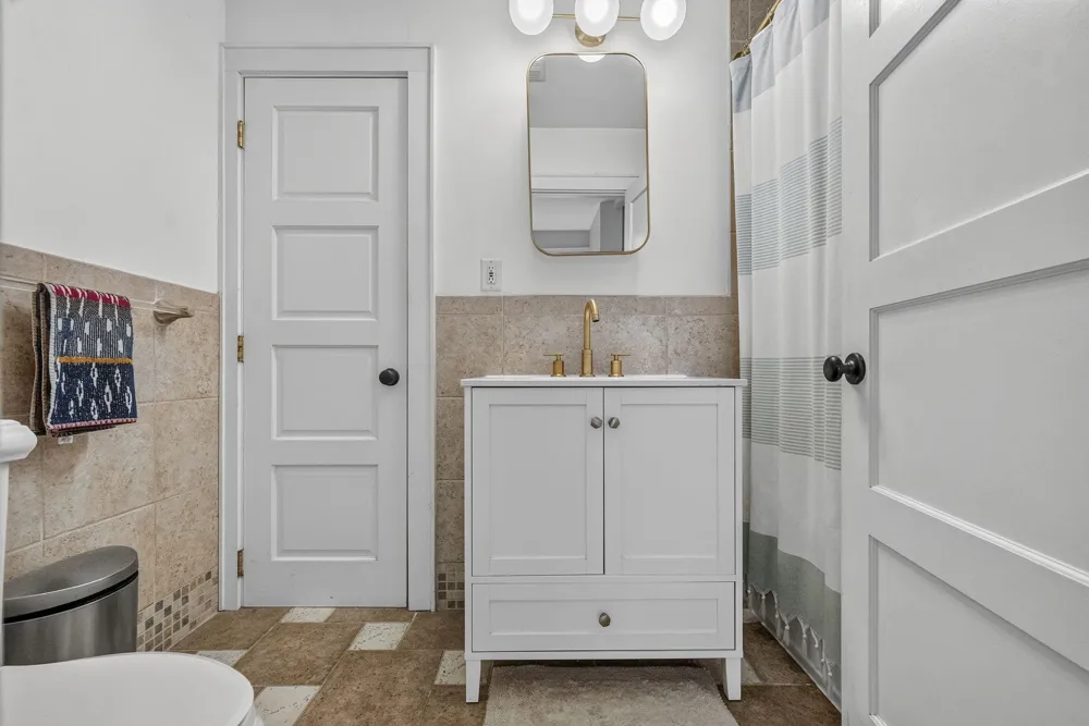 121 BLOOMFIELD ST Hoboken, NJ 07030