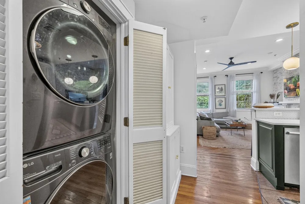 121 BLOOMFIELD ST Hoboken, NJ 07030