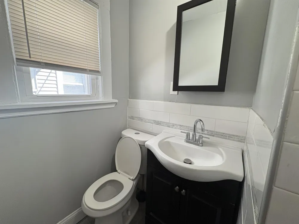 762 FOREST ST Kearny, NJ 07302