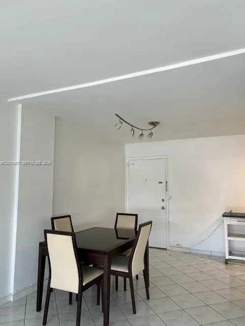111 Golden Isles Dr #E4 Hallandale Beach, FL 33009