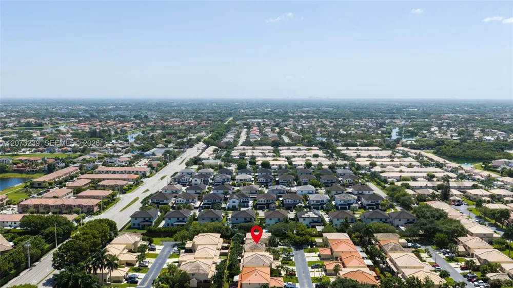 16407 SW 73rd Ter Miami, FL 33193