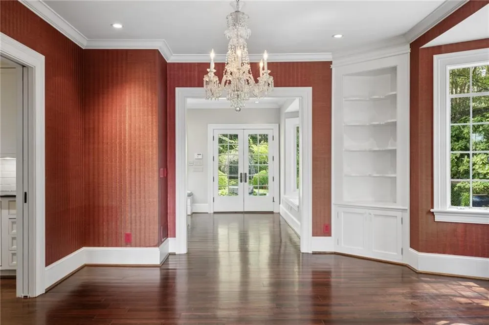 3990 E Brookhaven Drive NE Atlanta, GA 30319