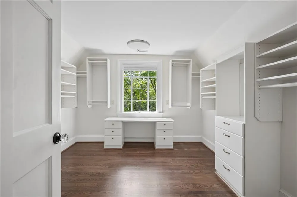 3990 E Brookhaven Drive NE Atlanta, GA 30319