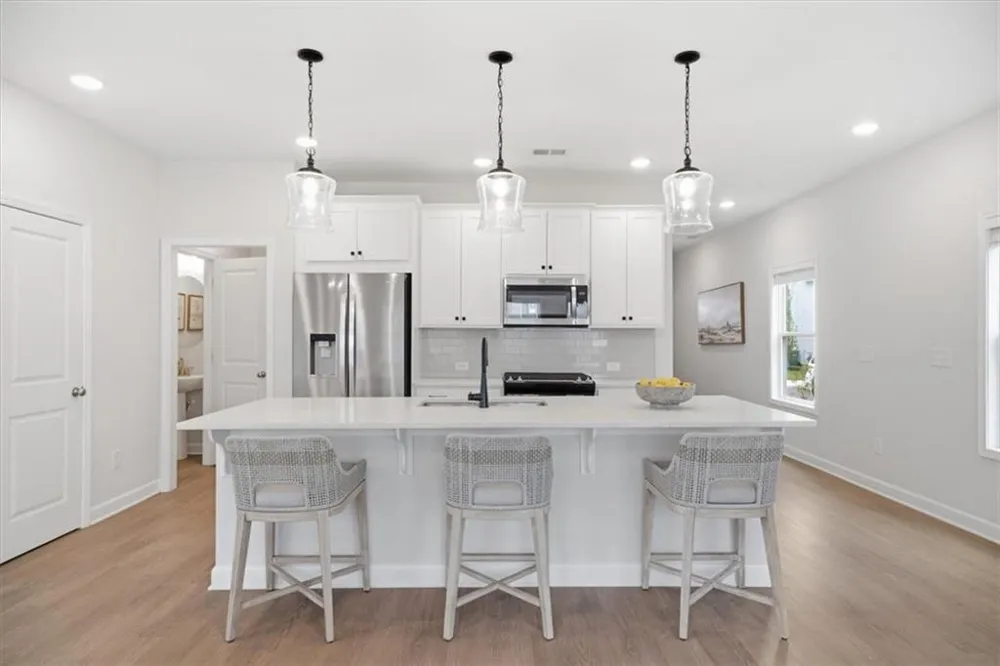 112 Winsome Way Woodstock, GA 30188