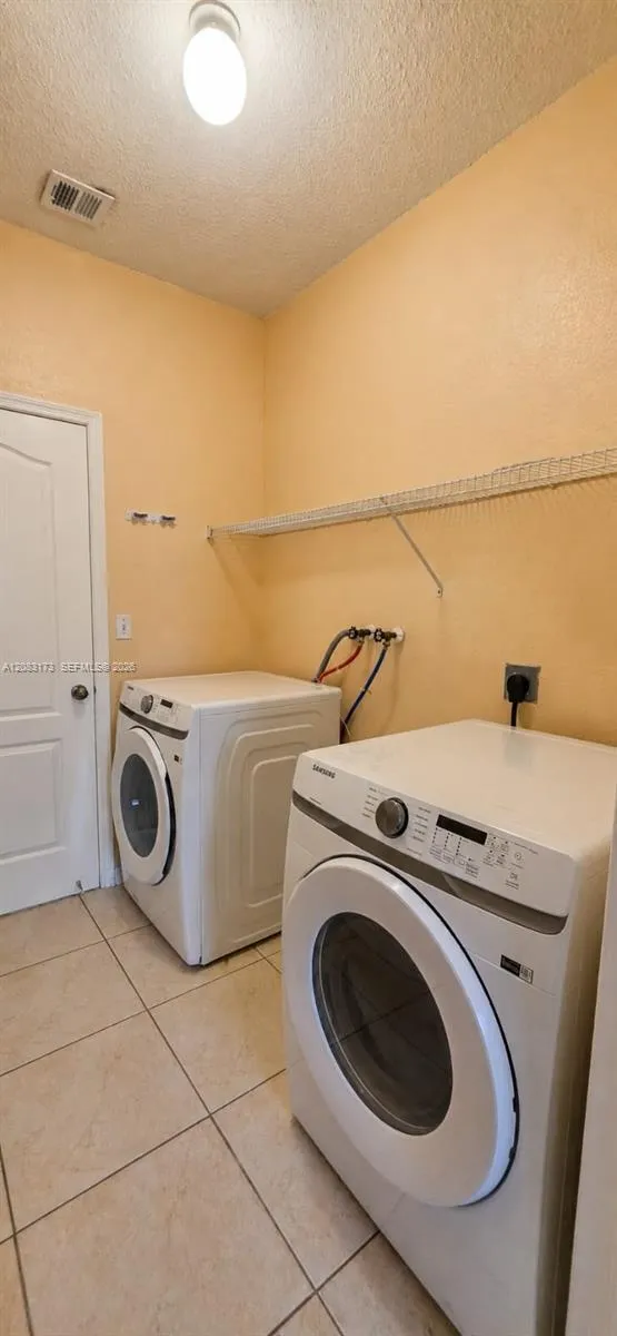 15339 SW 32nd Ter Miami, FL 33185