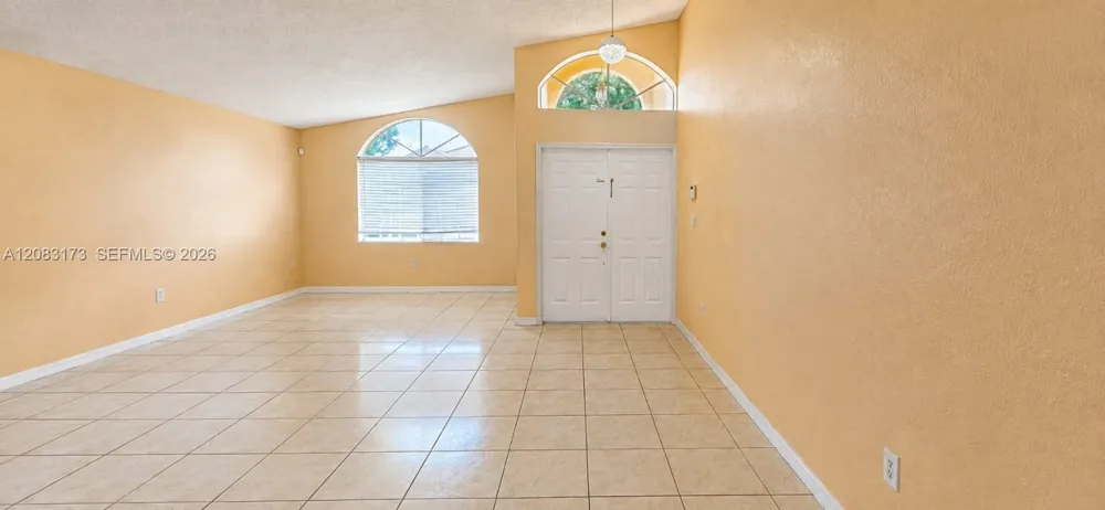 15339 SW 32nd Ter Miami, FL 33185