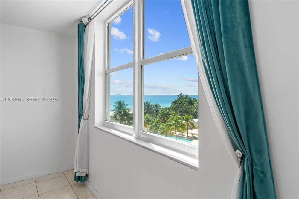 5001 Collins Ave #5E Miami Beach, FL 33140