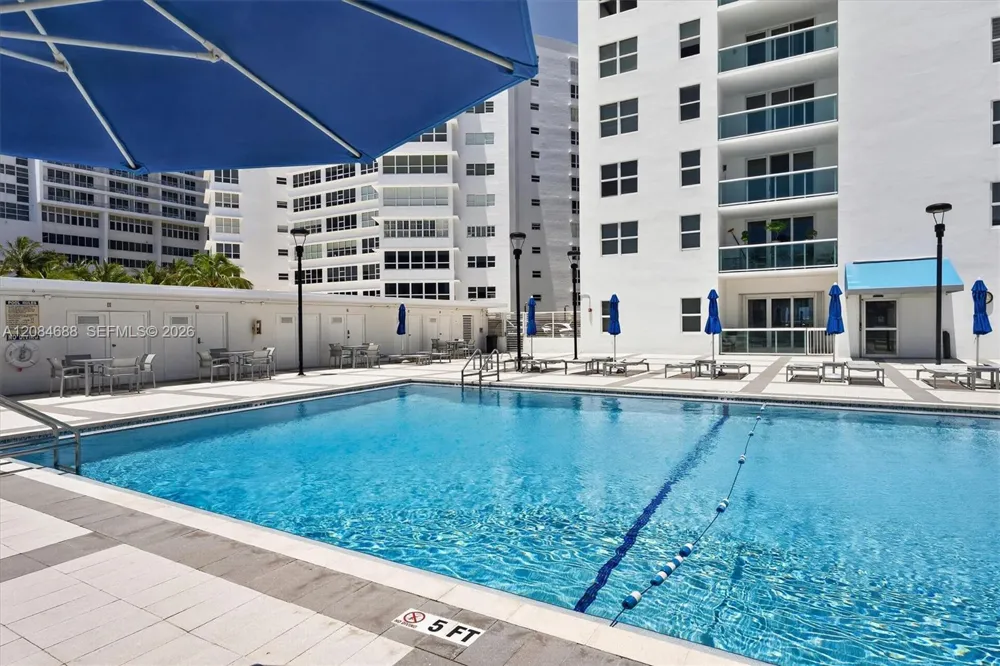 5001 Collins Ave #5E Miami Beach, FL 33140