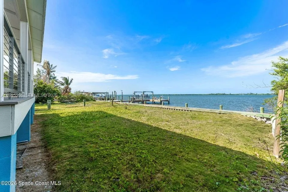 25 VIP Island Unit B Grant Valkaria, FL 32949