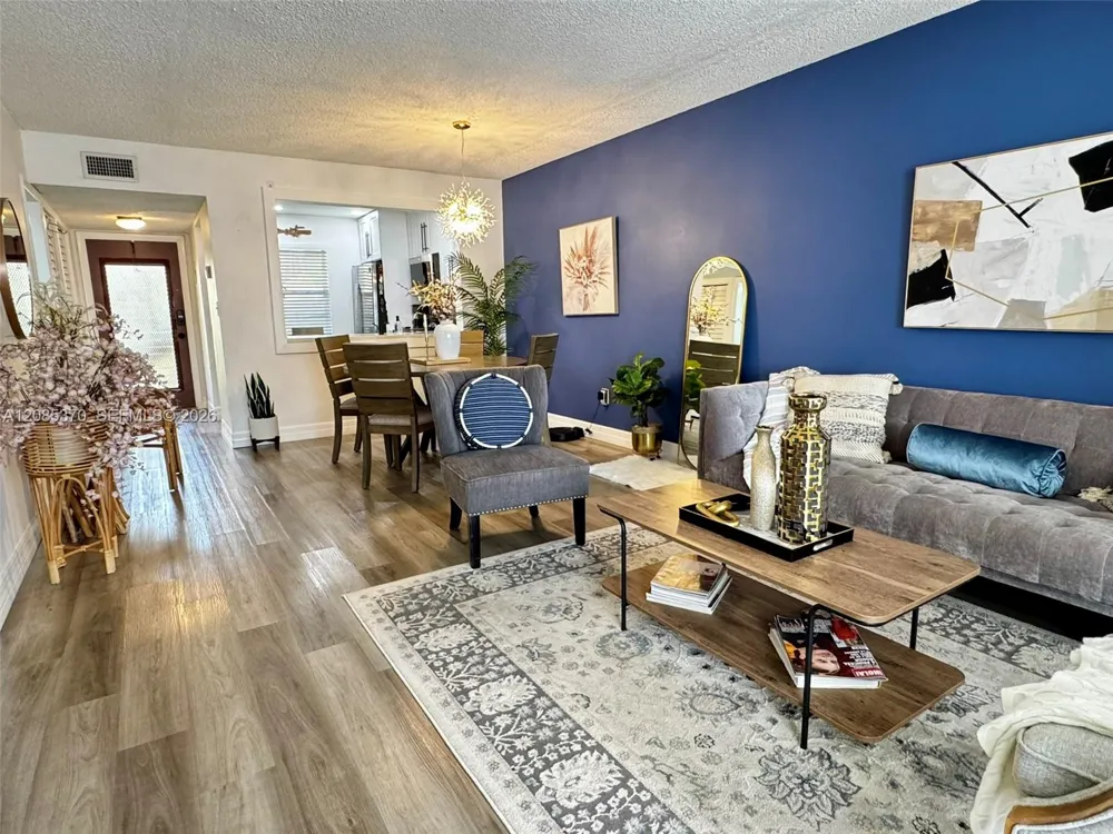 231 NW 76th Ave #102 Margate, FL 33063