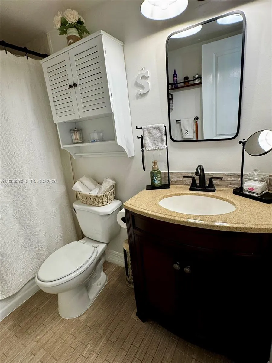231 NW 76th Ave #102 Margate, FL 33063