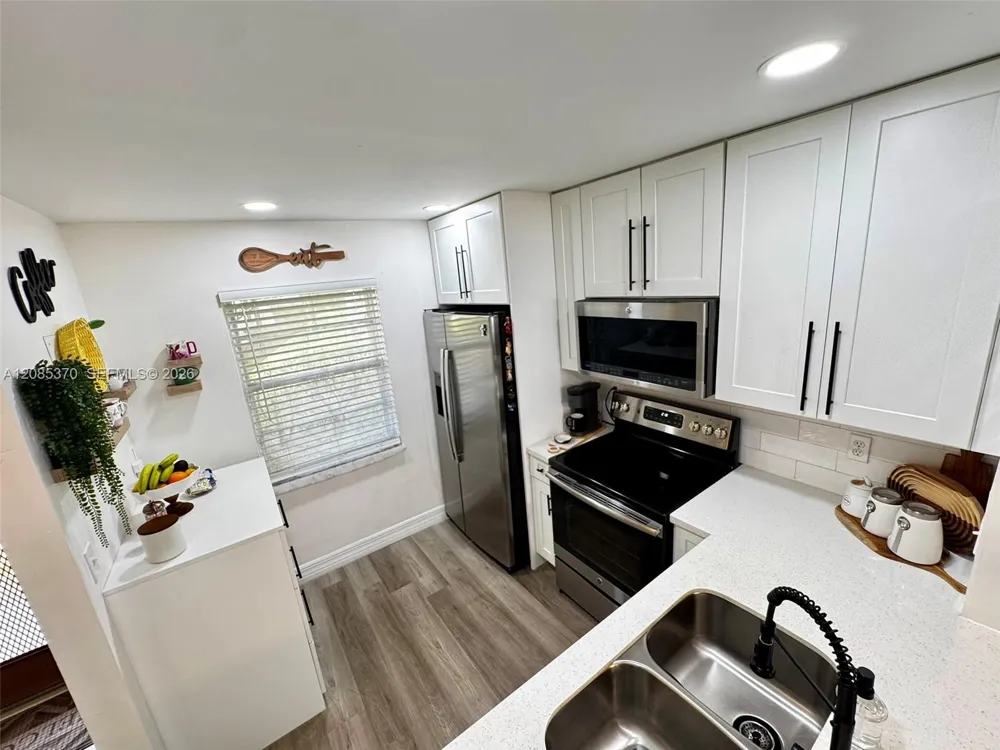 231 NW 76th Ave #102 Margate, FL 33063