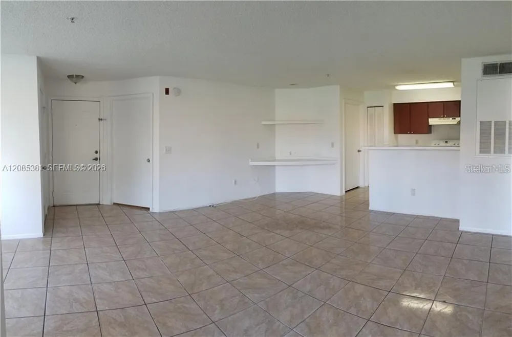 2213 GRAND CAYMAN COURT #1128 Other City - In The State Of Florida, FL 34741