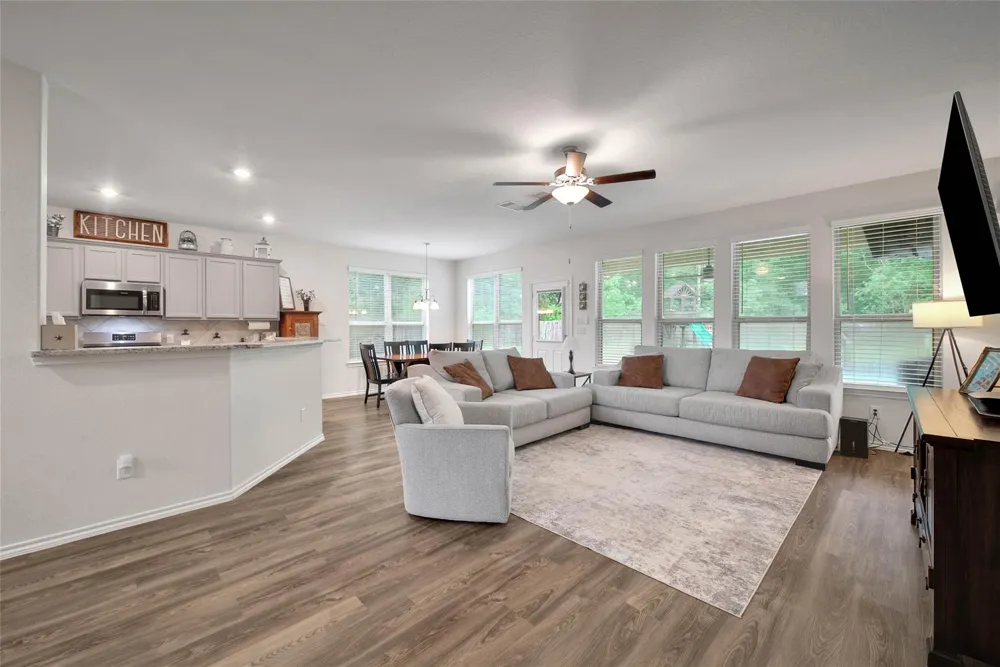 3558 Heather Chase Trail Porter, TX 77365