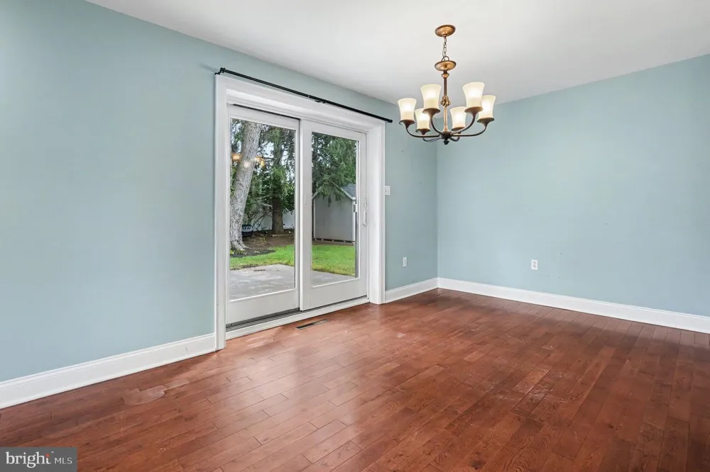 1390 JOLLY ROAD Blue Bell, PA 19422