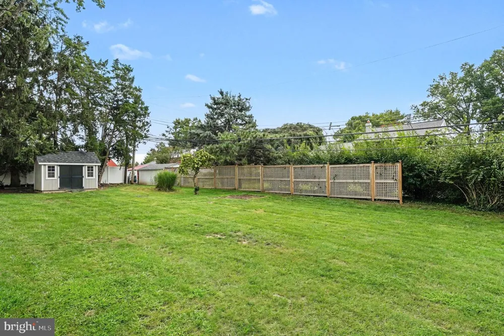 1390 JOLLY ROAD Blue Bell, PA 19422