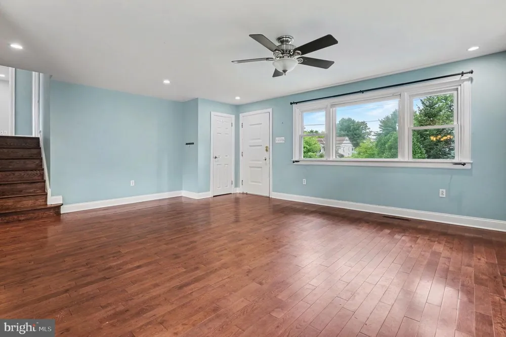 1390 JOLLY ROAD Blue Bell, PA 19422