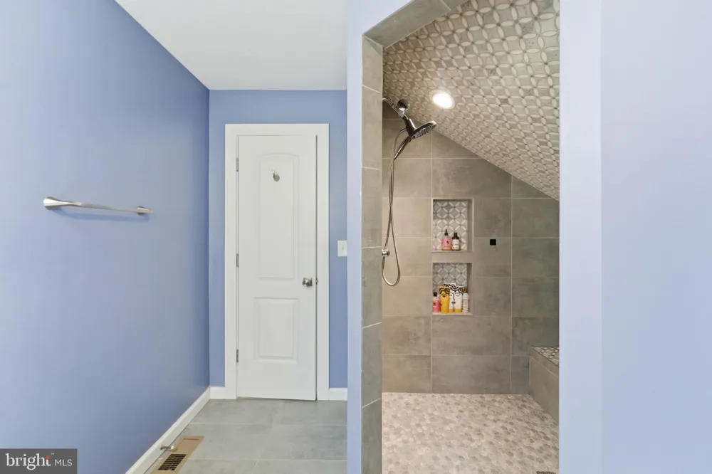 517 LEBAUM STREET SE Washington, DC 20032