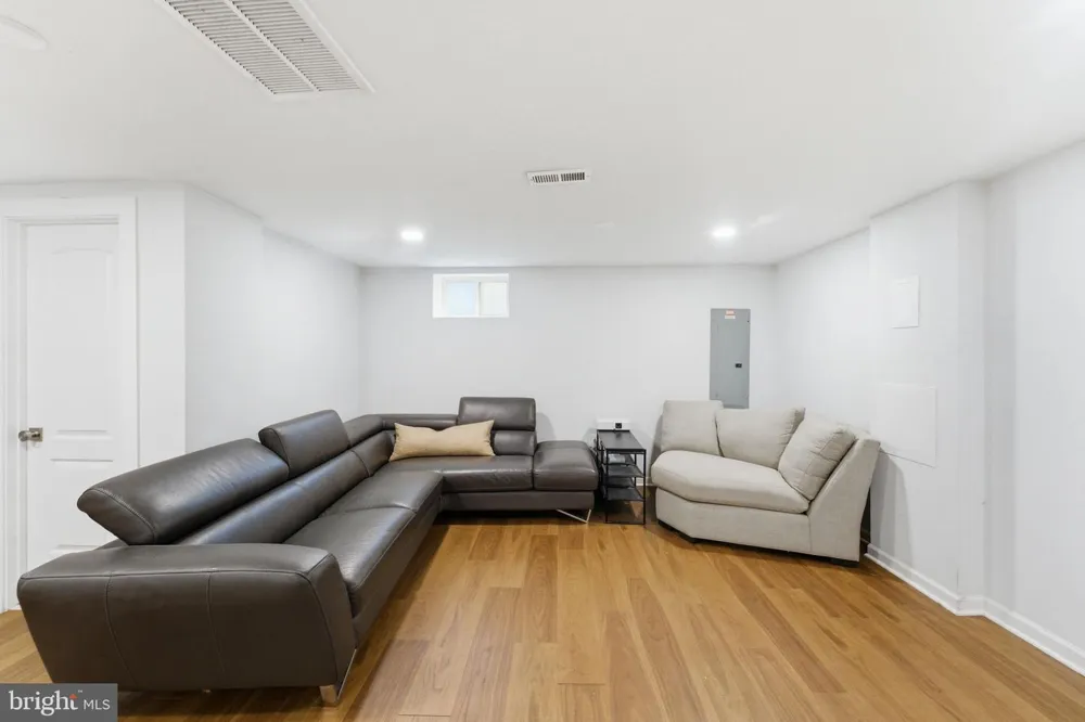 517 LEBAUM STREET SE Washington, DC 20032