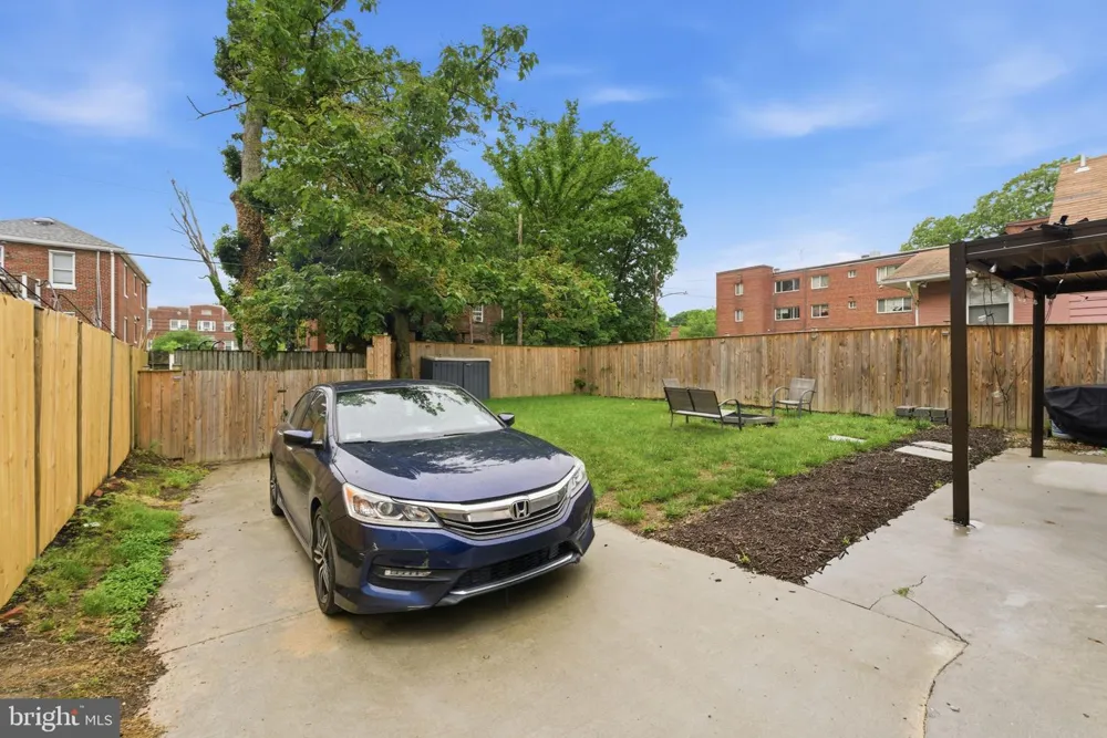 517 LEBAUM STREET SE Washington, DC 20032