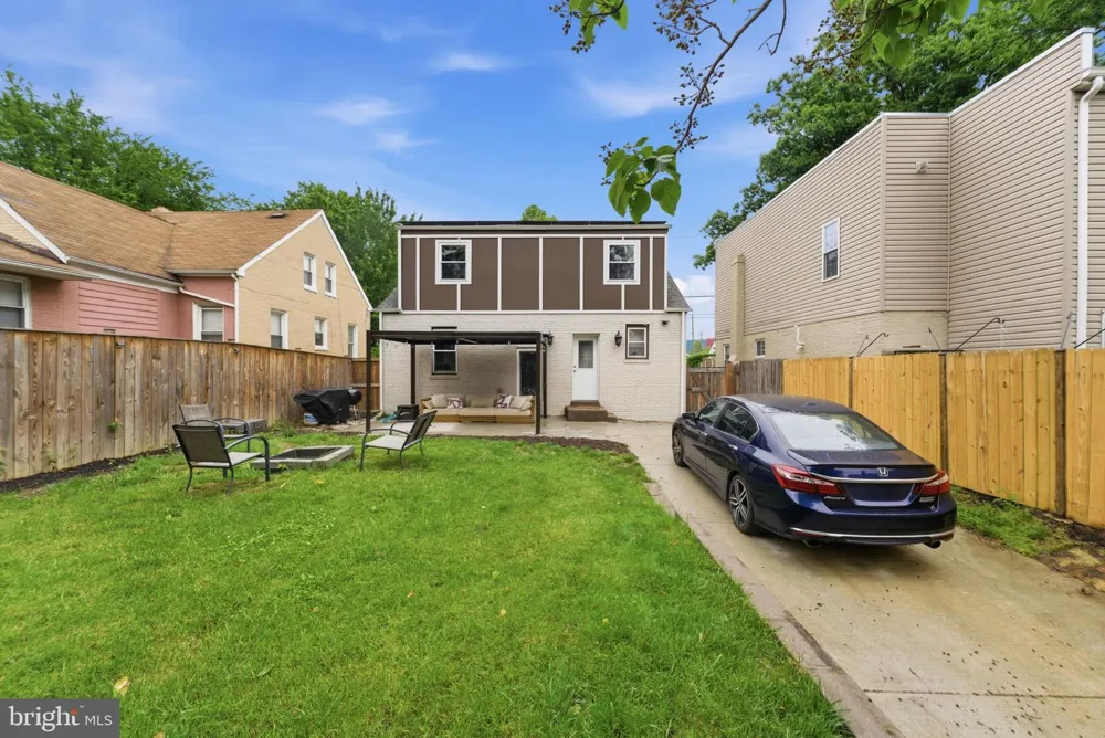 517 LEBAUM STREET SE Washington, DC 20032