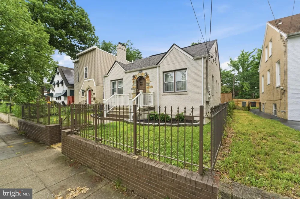 517 LEBAUM STREET SE Washington, DC 20032