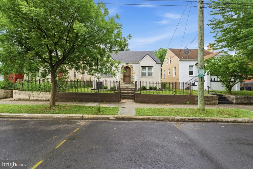 517 LEBAUM STREET SE Washington, DC 20032
