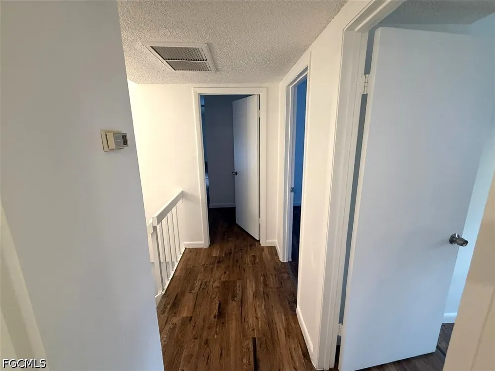 Park Shore Circle #3 Fort Myers, FL 33901