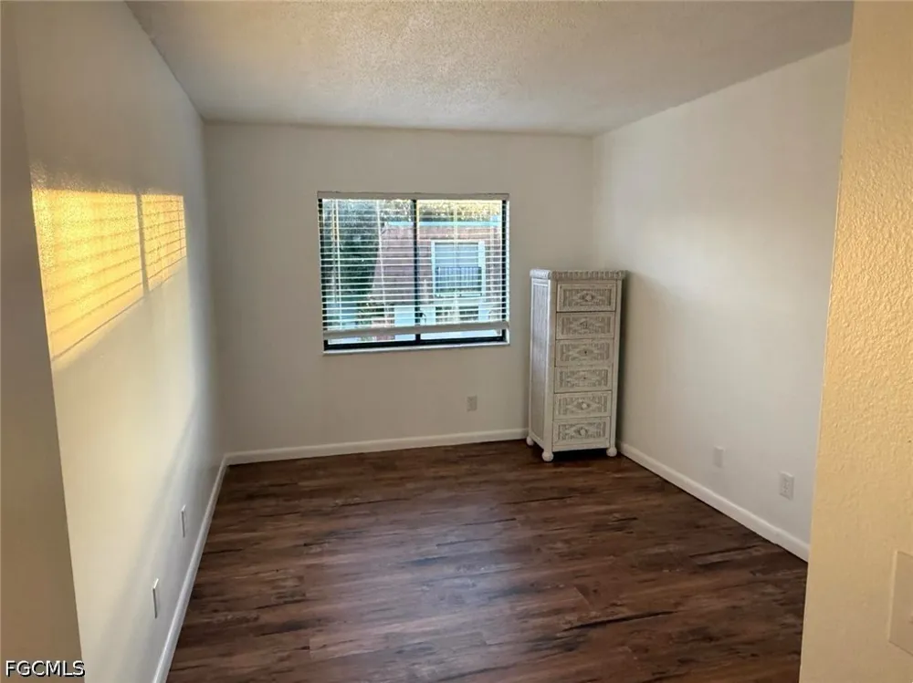Park Shore Circle #3 Fort Myers, FL 33901