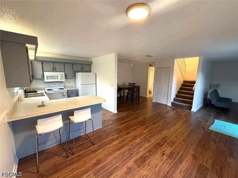 Park Shore Circle #3 Fort Myers, FL 33901