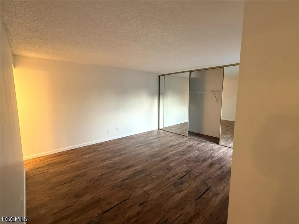 Park Shore Circle #3 Fort Myers, FL 33901