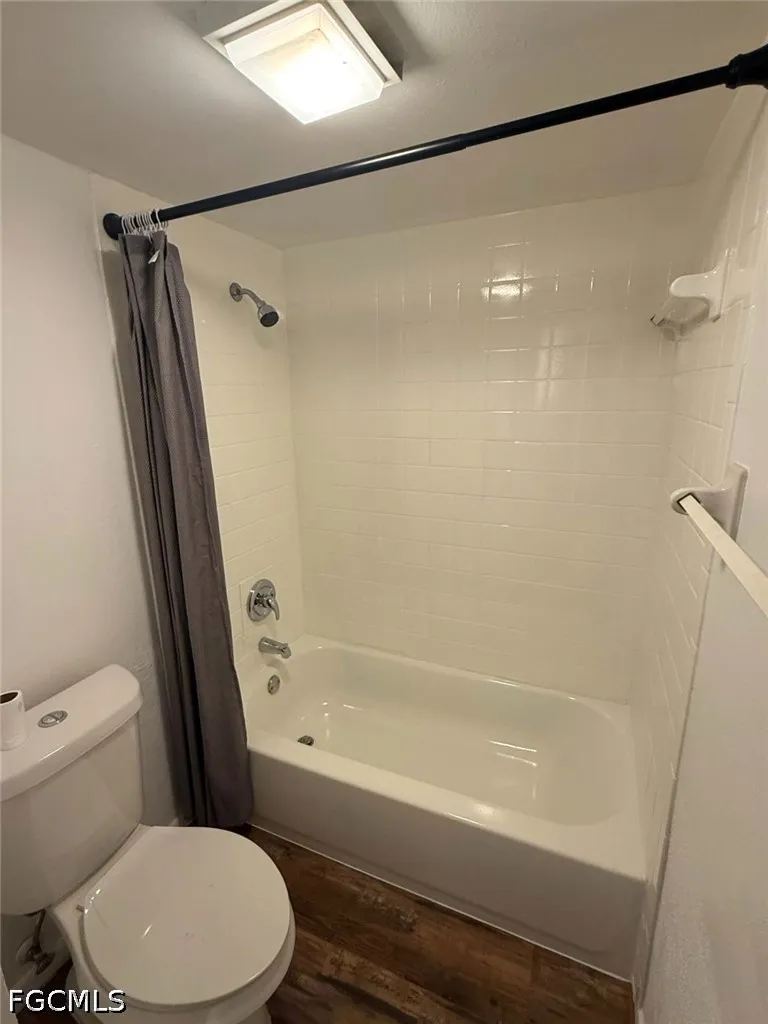 Park Shore Circle #3 Fort Myers, FL 33901