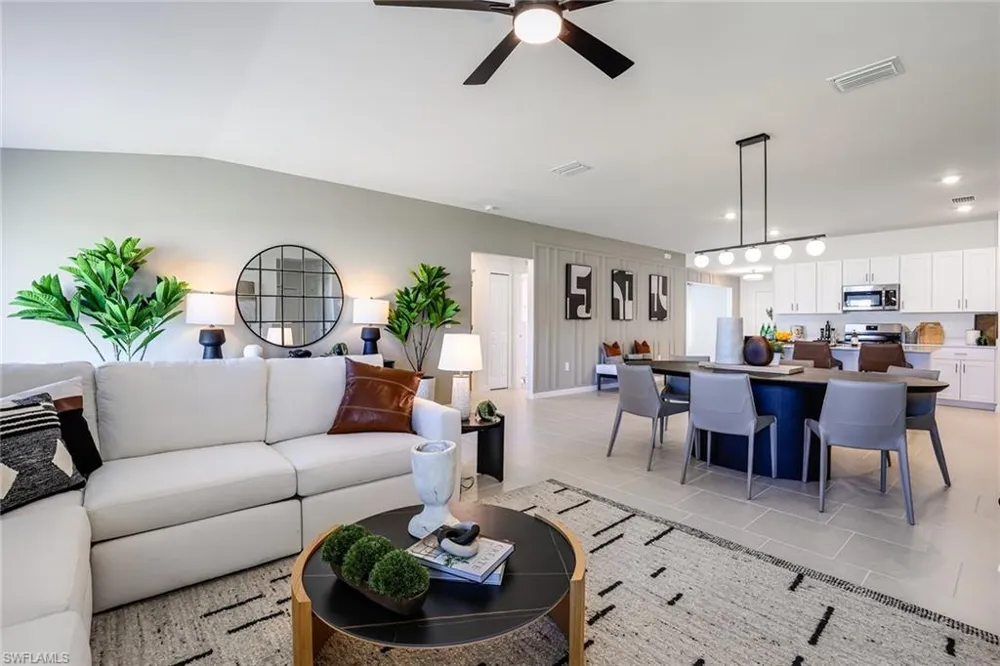 17089 Pompeii Way North Fort Myers, FL 33917