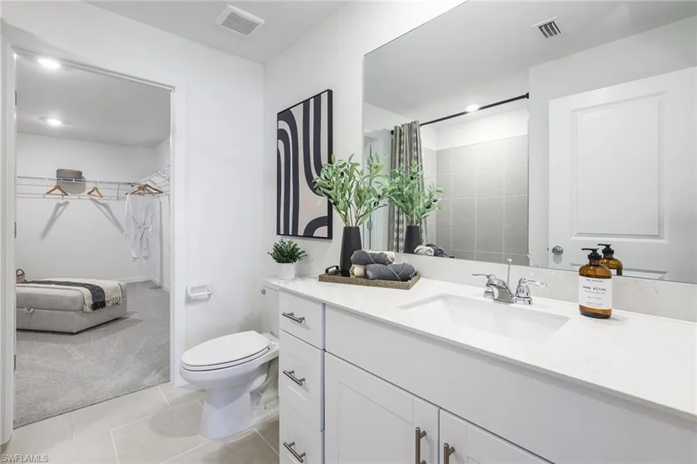 17089 Pompeii Way North Fort Myers, FL 33917
