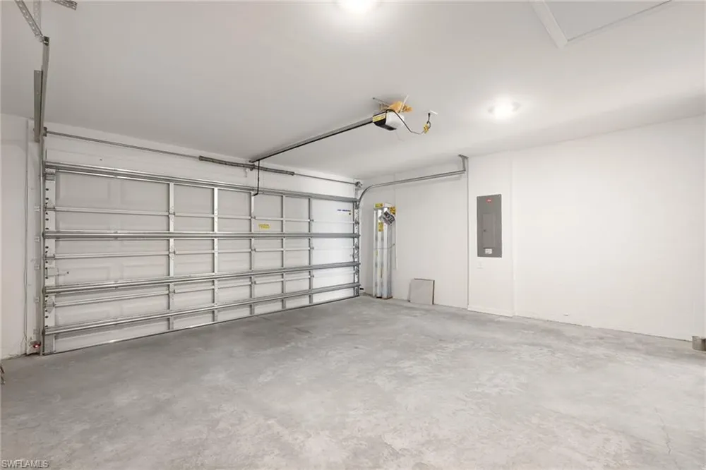1128 NW 1st Place Cape Coral, FL 33993