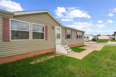 885 Tanner Landing