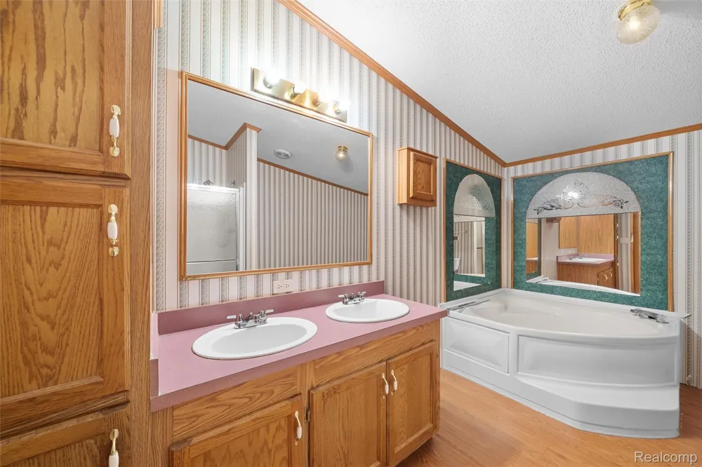 885 Tanner Landing Raisinville Township, MI 48161