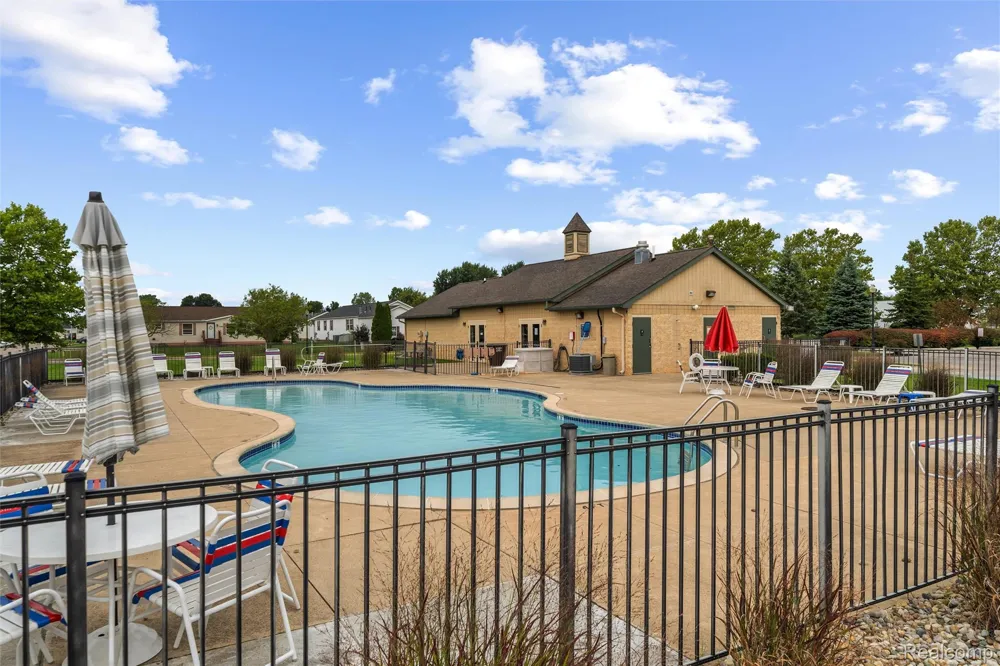 885 Tanner Landing Raisinville Township, MI 48161