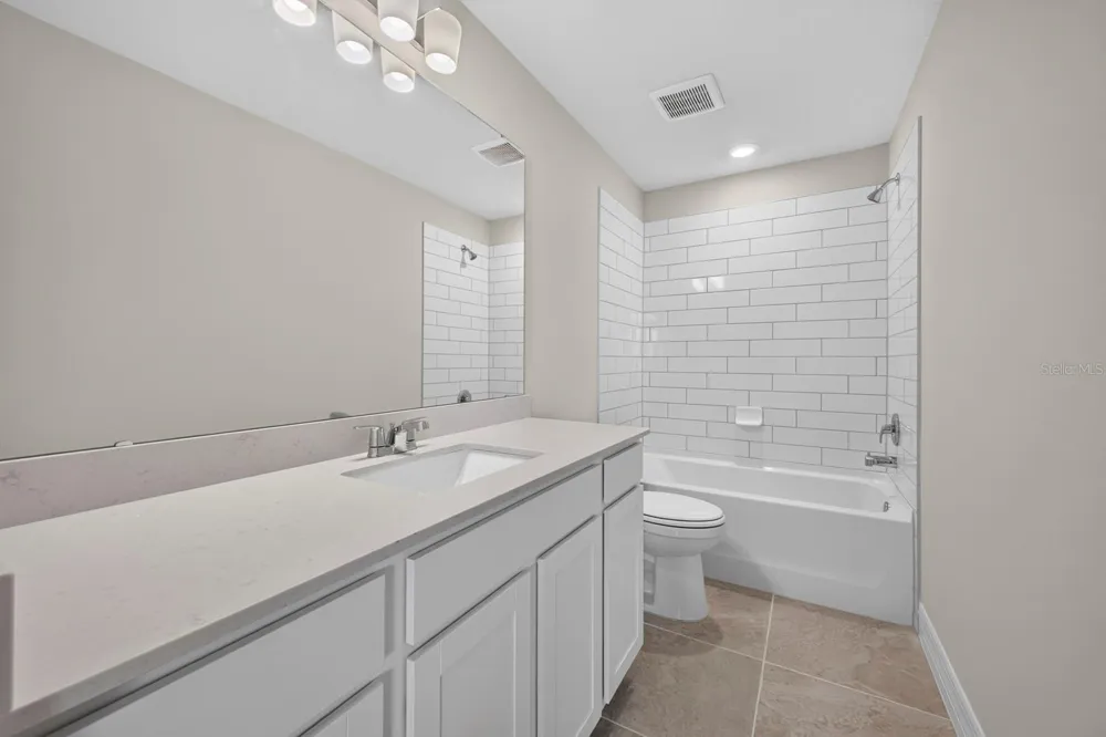 4806 FINLEY DRIVE Davenport, FL 33837