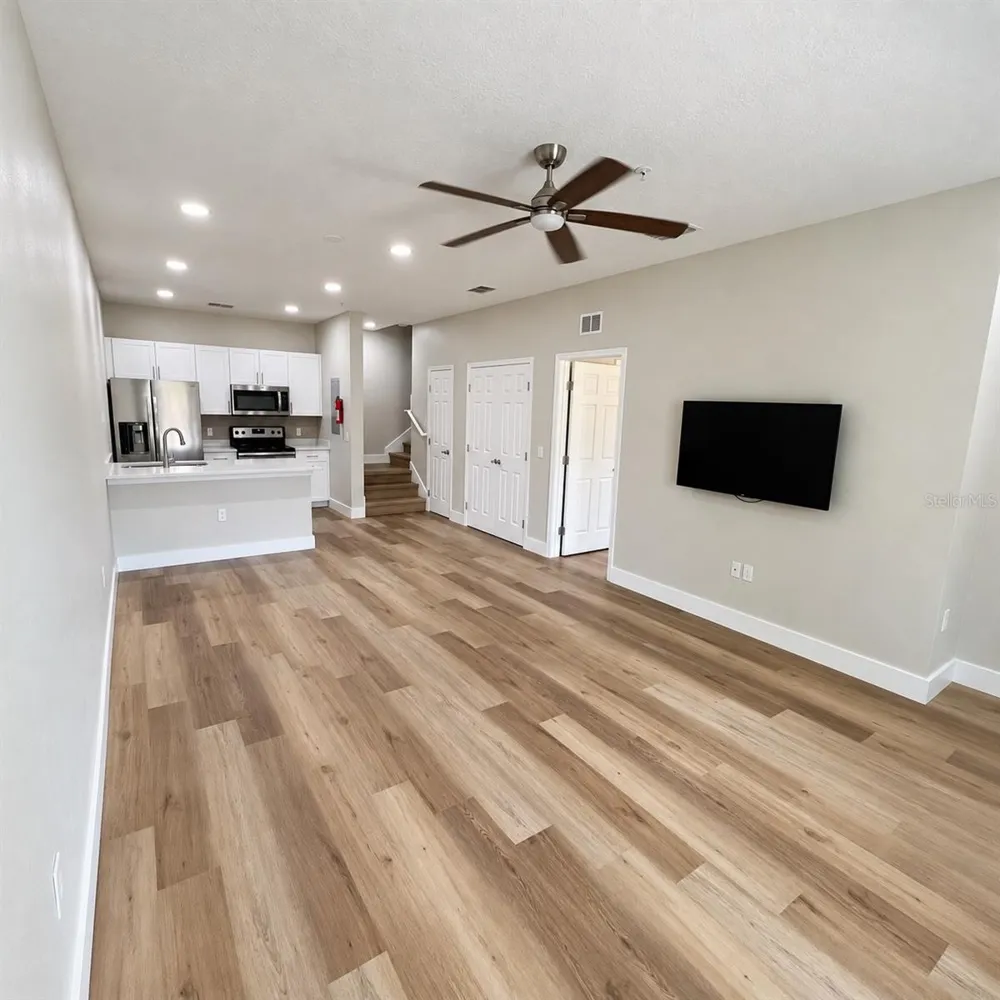 8921 SHINE DRIVE Kissimmee, FL 34747