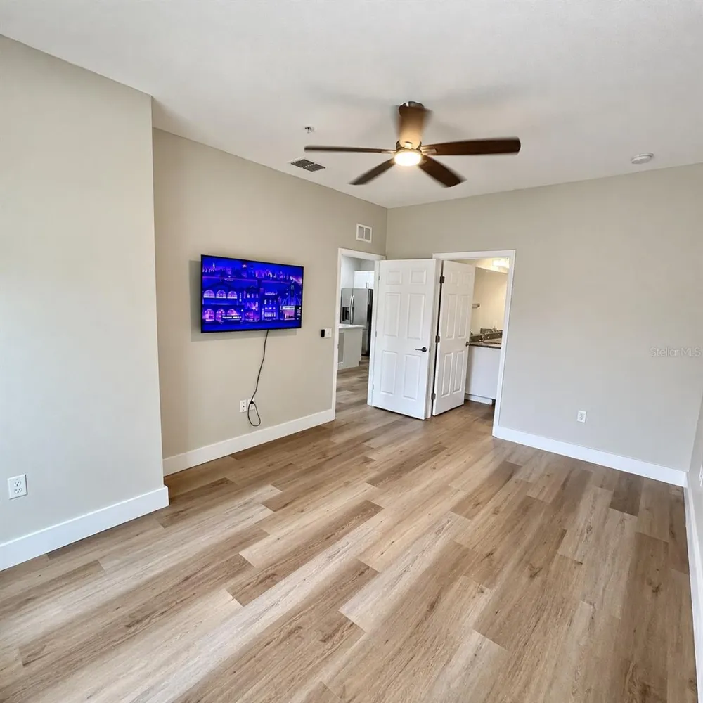 8921 SHINE DRIVE Kissimmee, FL 34747
