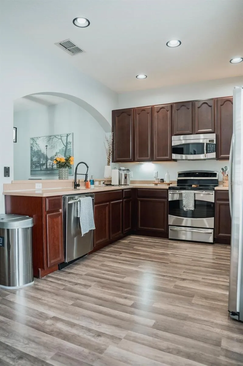 11843 DEER PATH WAY Orlando, FL 32832