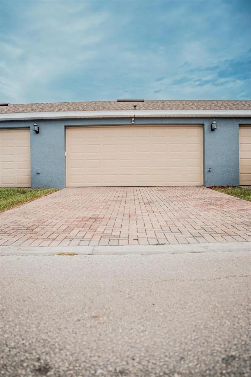 11843 DEER PATH WAY Orlando, FL 32832