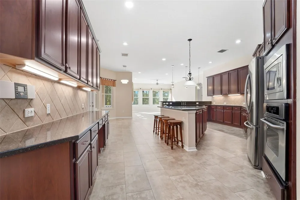 19546 MOSSY OAK COURT Brooksville, FL 34601