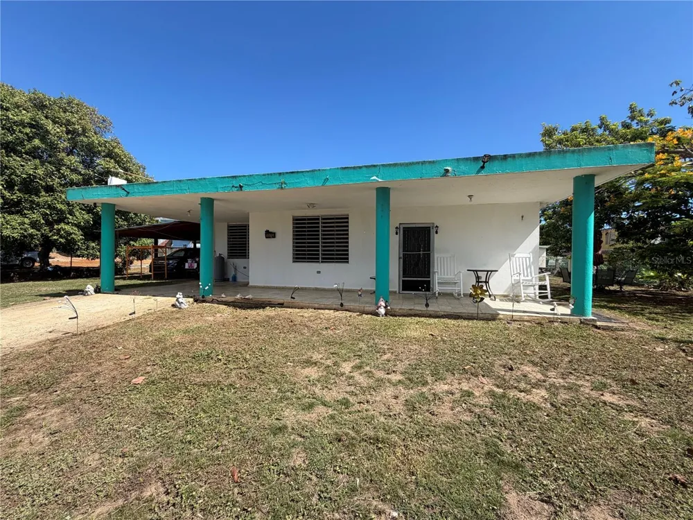 157-C 1st St MAMEYAL COMM. Dorado, PR 00646
