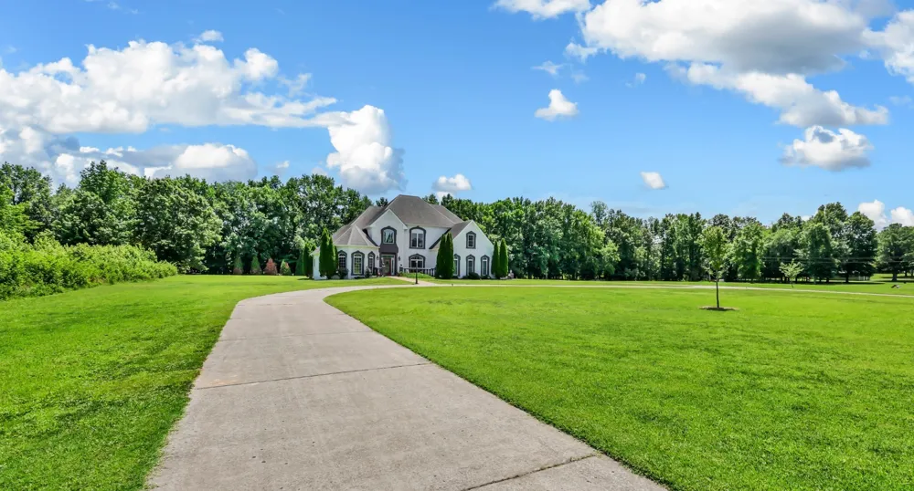 865 Butts Dr Clarksville, TN 37042