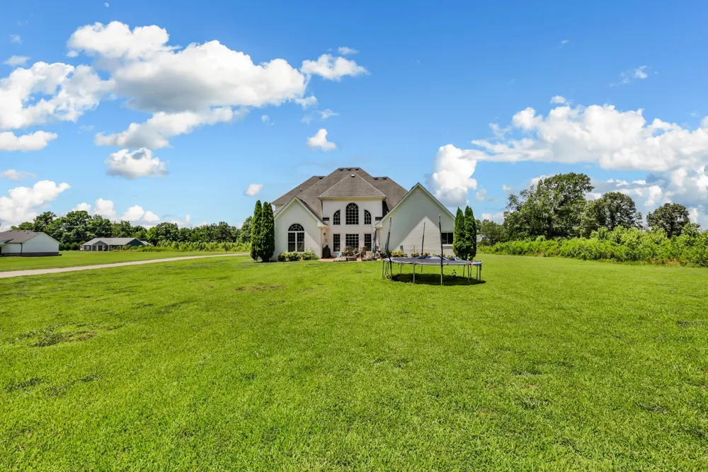 865 Butts Dr Clarksville, TN 37042