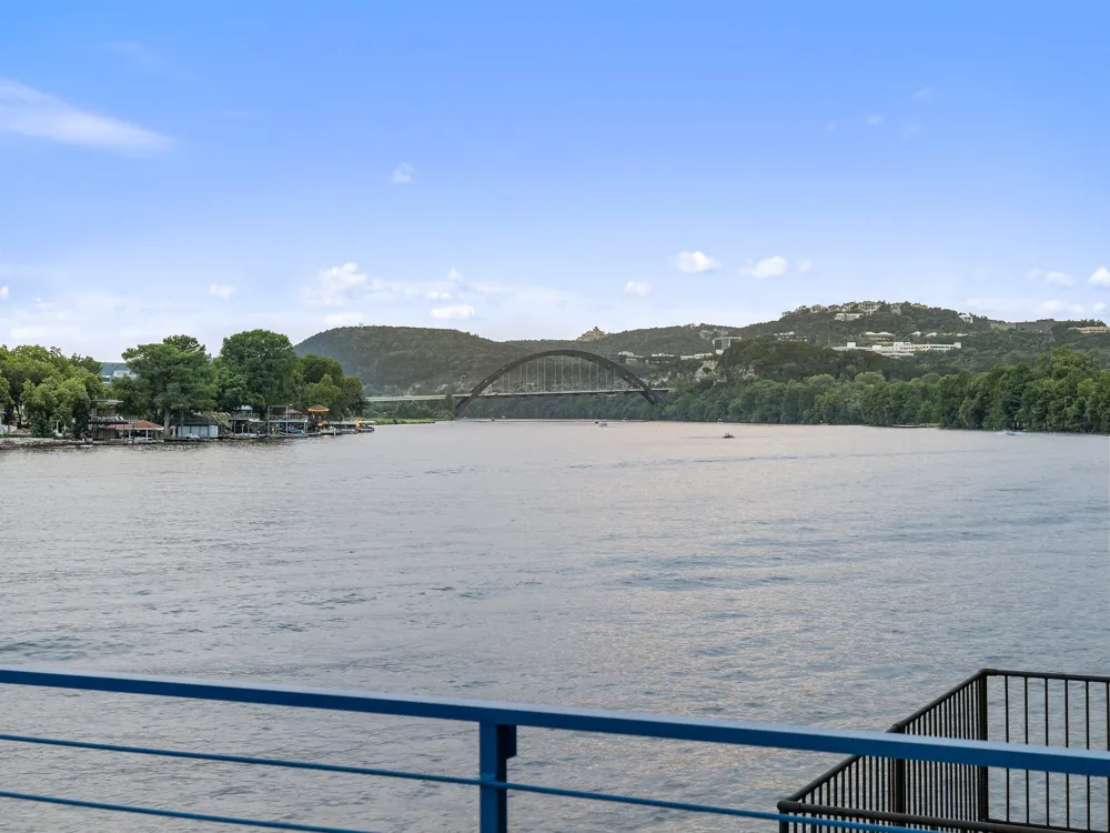 4802 Precipice Cove Austin, TX 78731