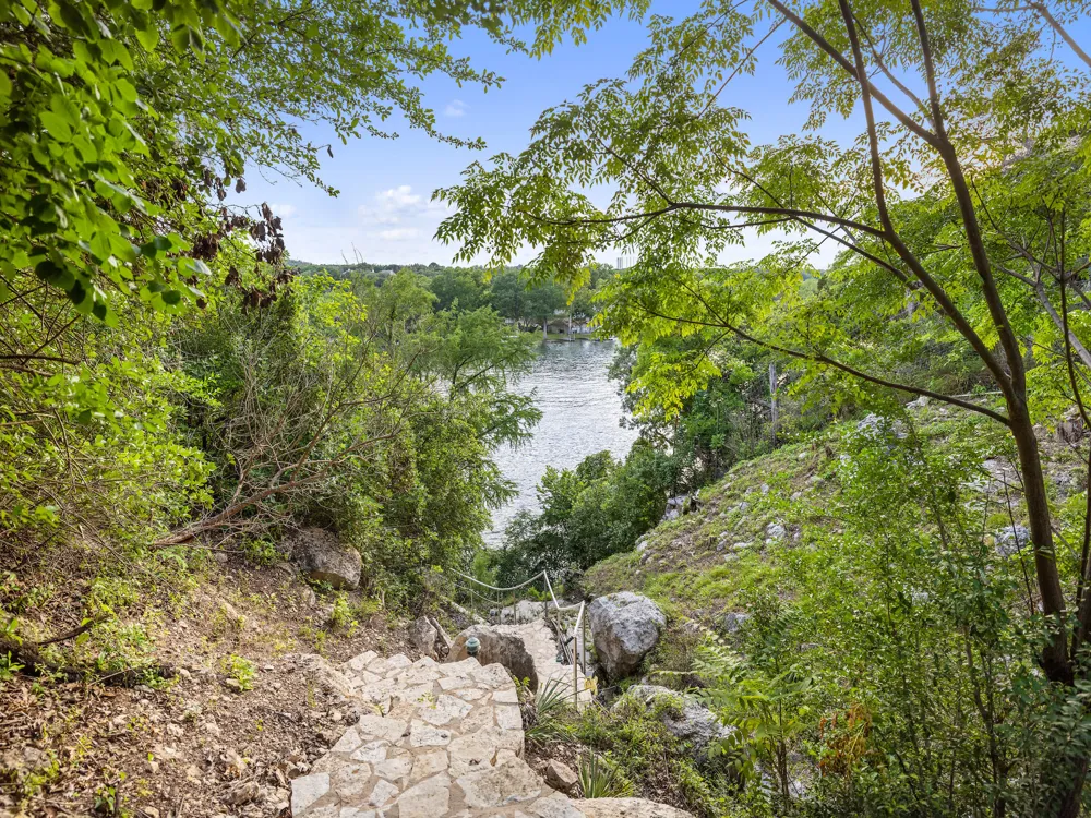 4802 Precipice Cove Austin, TX 78731