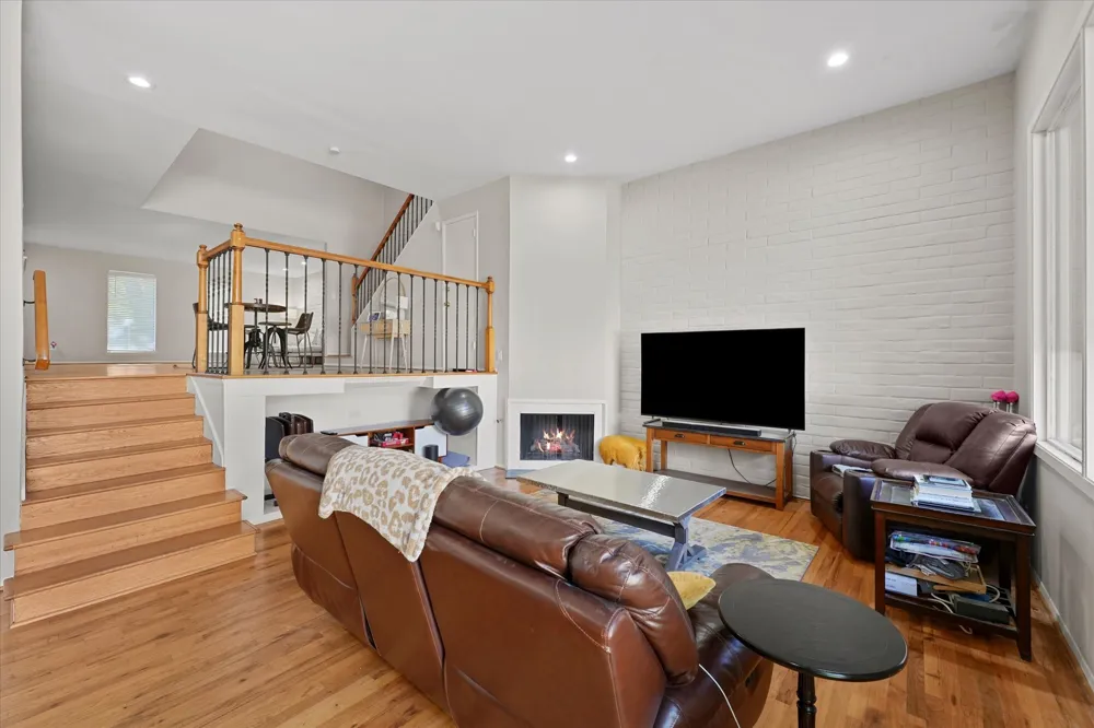 4319 Travis Street Dallas, TX 75205